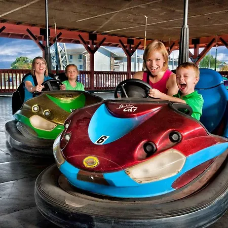 Prázdninový areál A Piece Of Oceanfront Heaven Sleeps 6