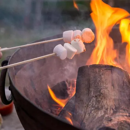 Prázdninový areál A Piece Of Oceanfront Heaven Sleeps 6 Drumaville